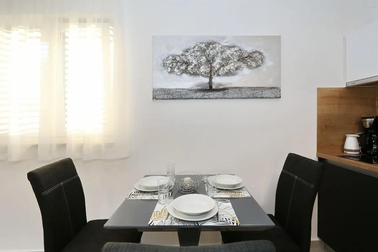 ביוגראד נה מורו Villa Ankora 1 With Heated Pool 0*, ביוגראד נה מורו קרואטיה