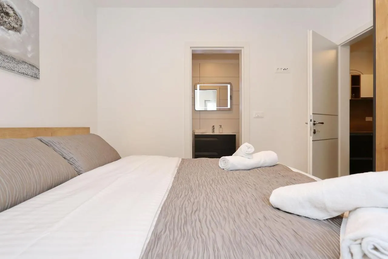 ביוגראד נה מורו Villa Ankora 1 With Heated Pool ביוגראד נה מורו