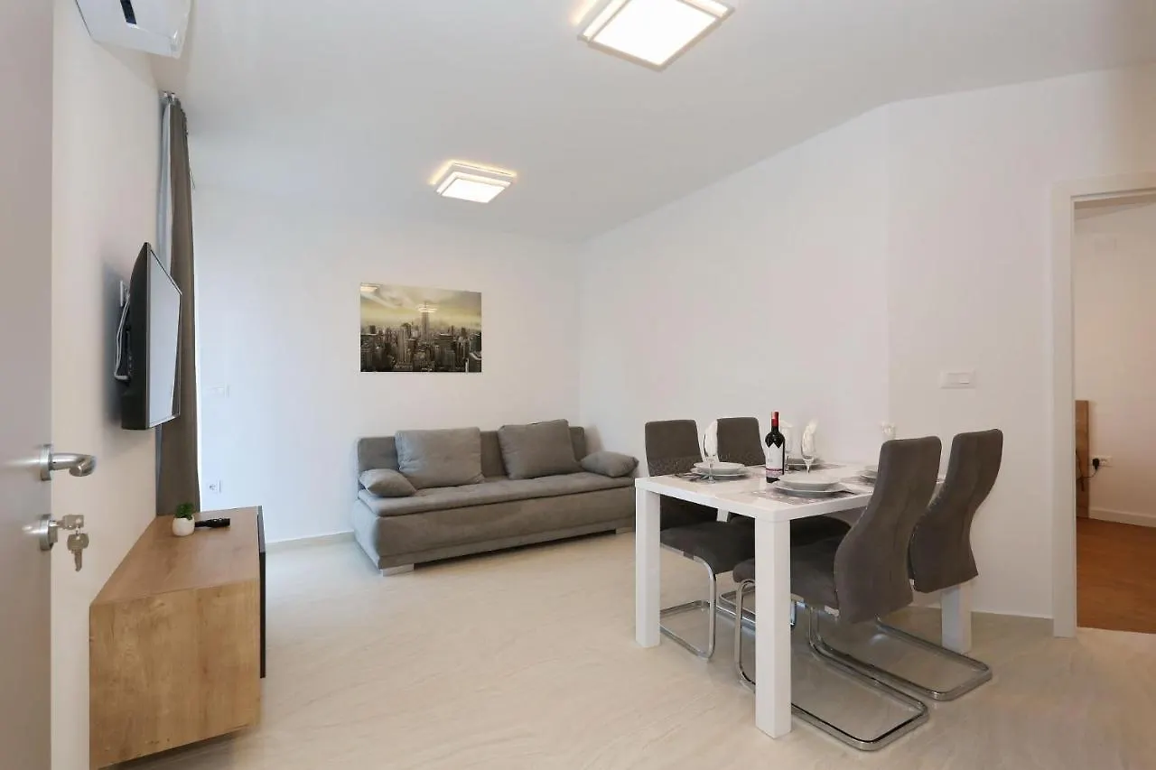 ביוגראד נה מורו Villa Ankora 1 With Heated Pool ביוגראד נה מורו