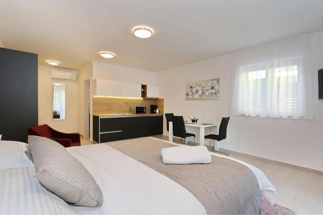ביוגראד נה מורו Villa Ankora 1 With Heated Pool