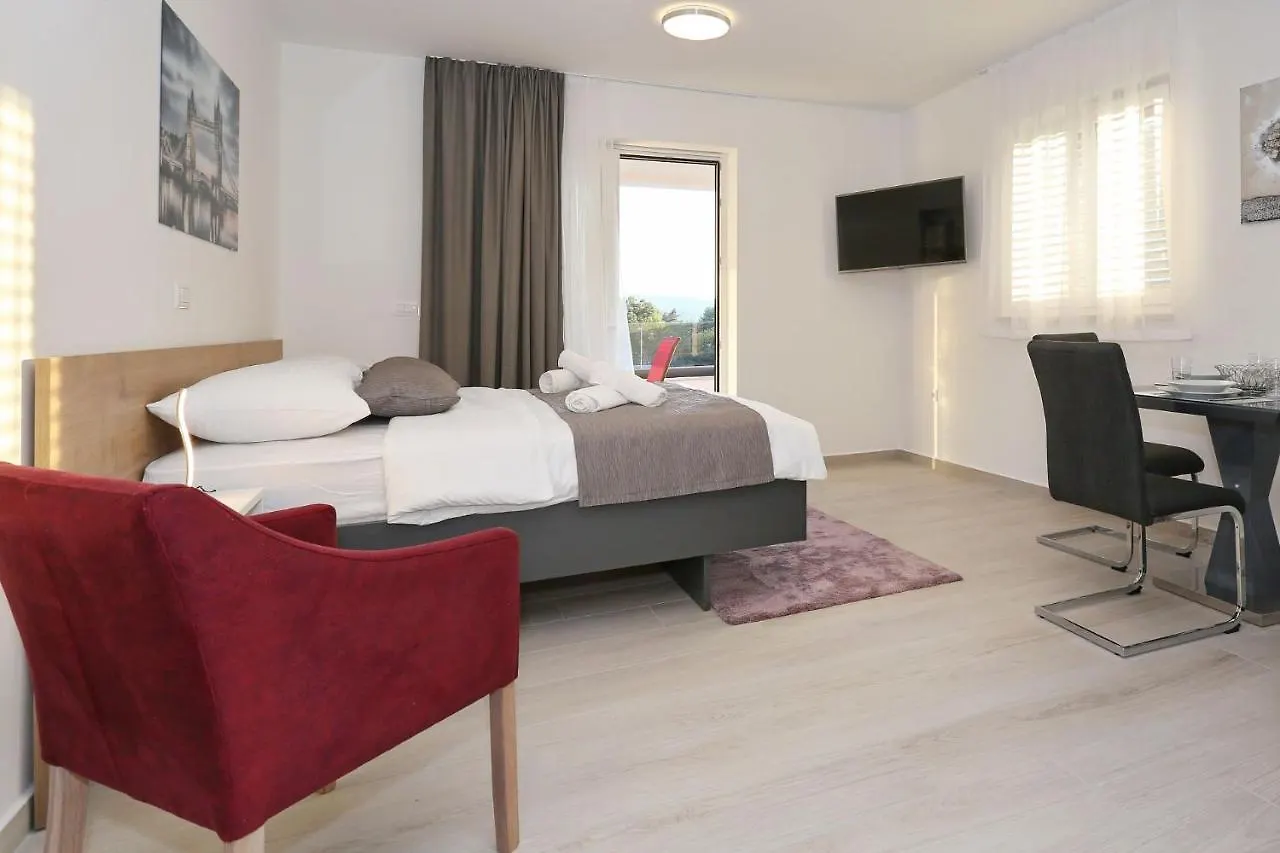 ביוגראד נה מורו Villa Ankora 1 With Heated Pool 0*, ביוגראד נה מורו קרואטיה