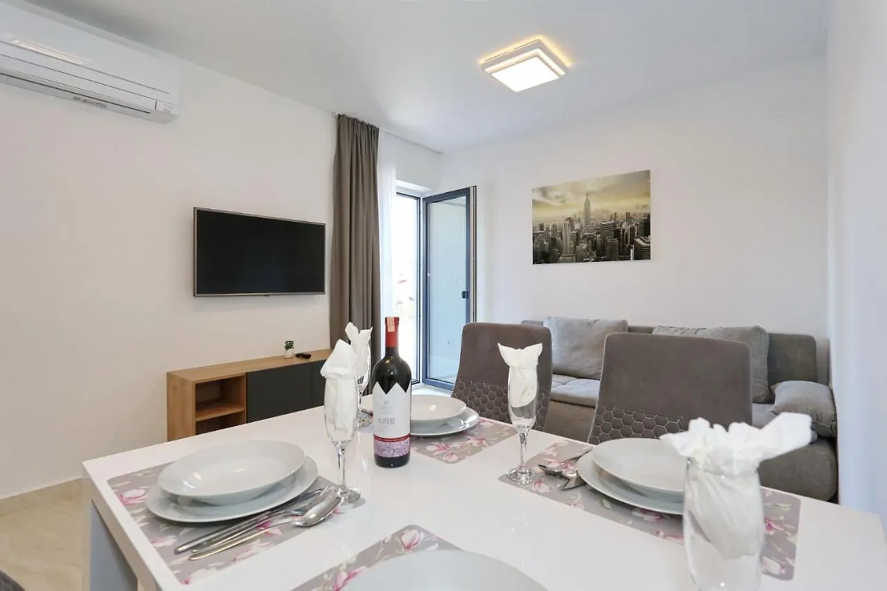 ביוגראד נה מורו Villa Ankora 1 With Heated Pool 0*, ביוגראד נה מורו
