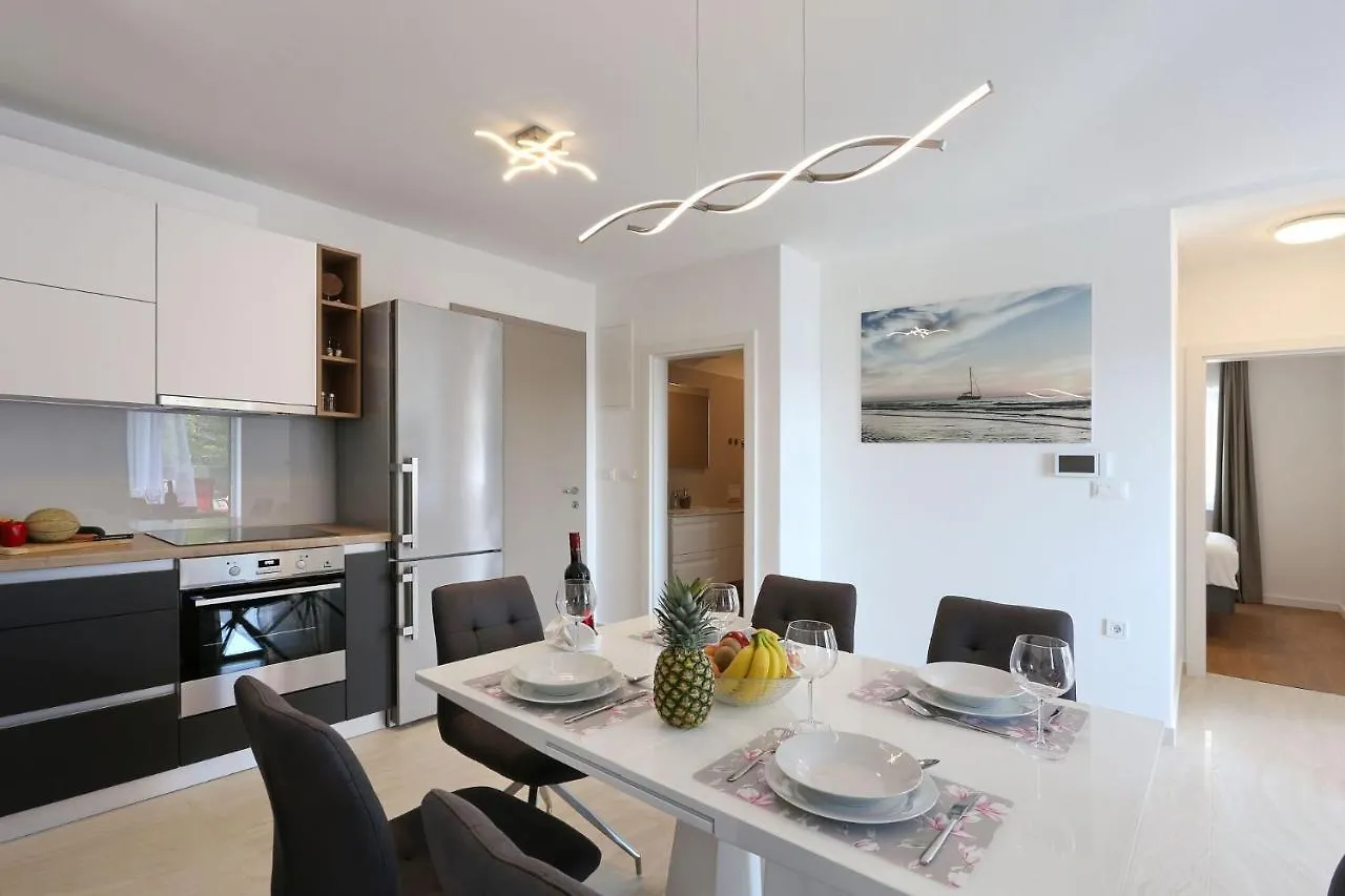 ביוגראד נה מורו Villa Ankora 1 With Heated Pool
