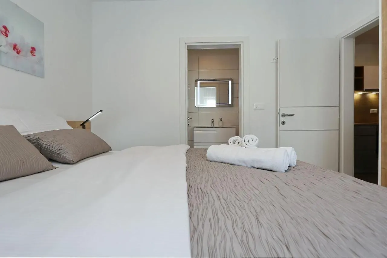 דירה ביוגראד נה מורו Villa Ankora 1 With Heated Pool