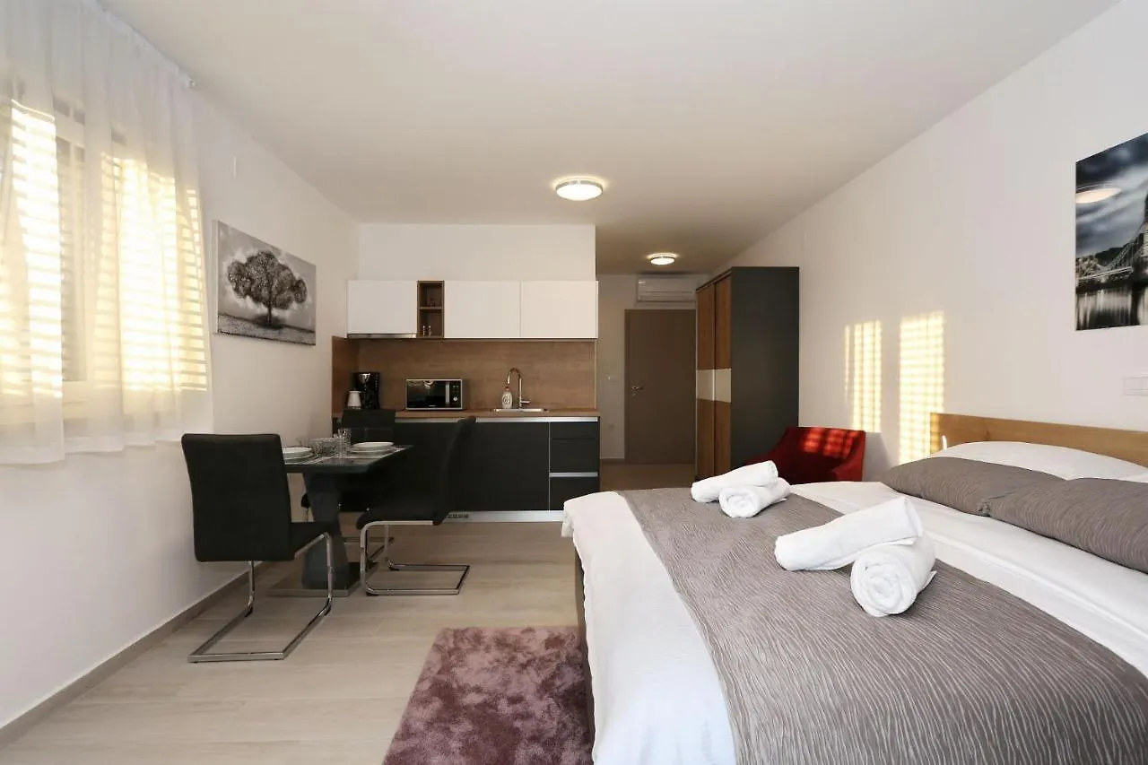 ביוגראד נה מורו Villa Ankora 1 With Heated Pool דירה
