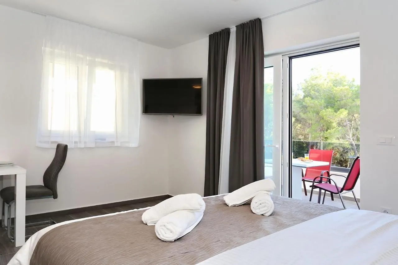 ביוגראד נה מורו Villa Ankora 1 With Heated Pool
