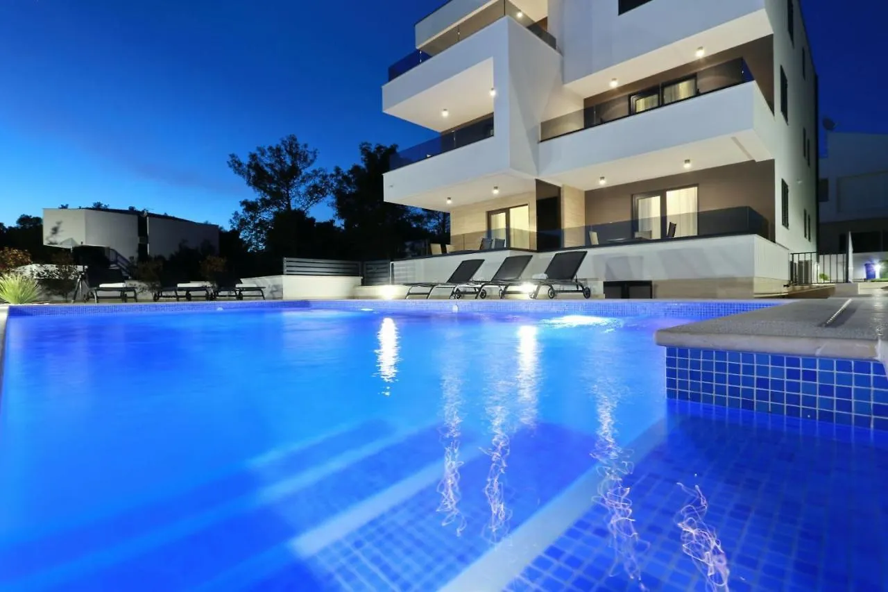 Villa Ankora 1 With Heated Pool Biograd Na Moru Apartament